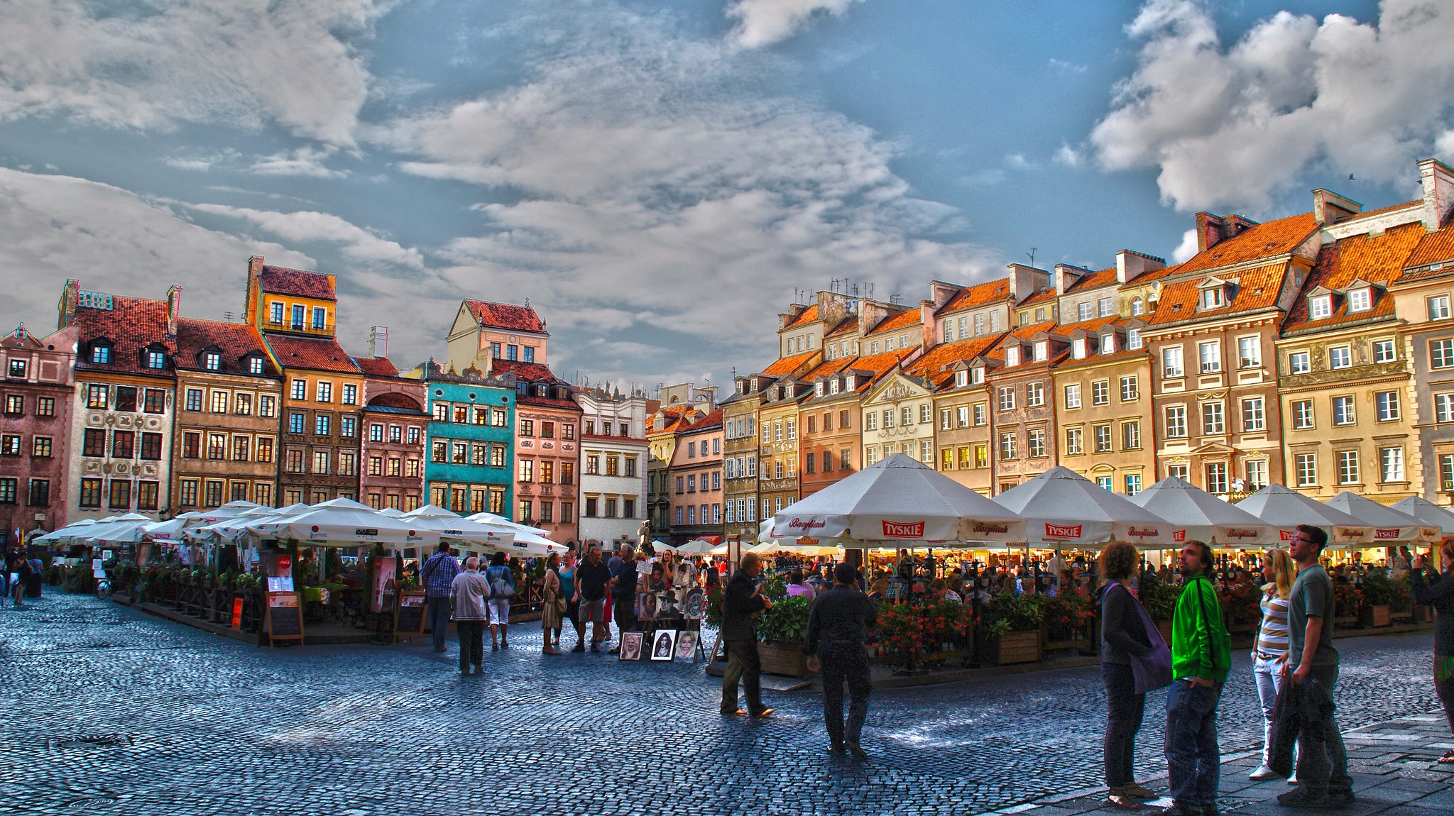 Warsaw old town market square